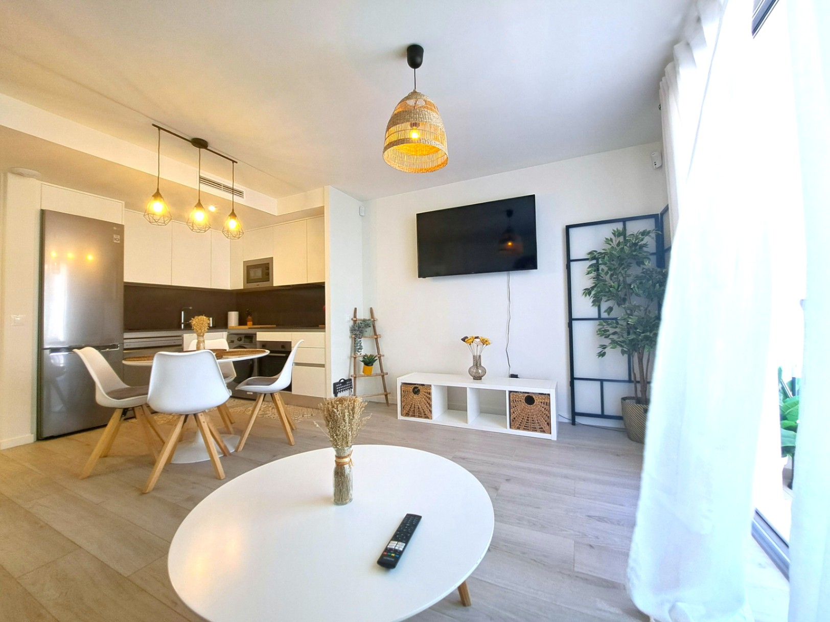 Apartamento en planta baja con gran terraza junto al Club Náutico de Dénia