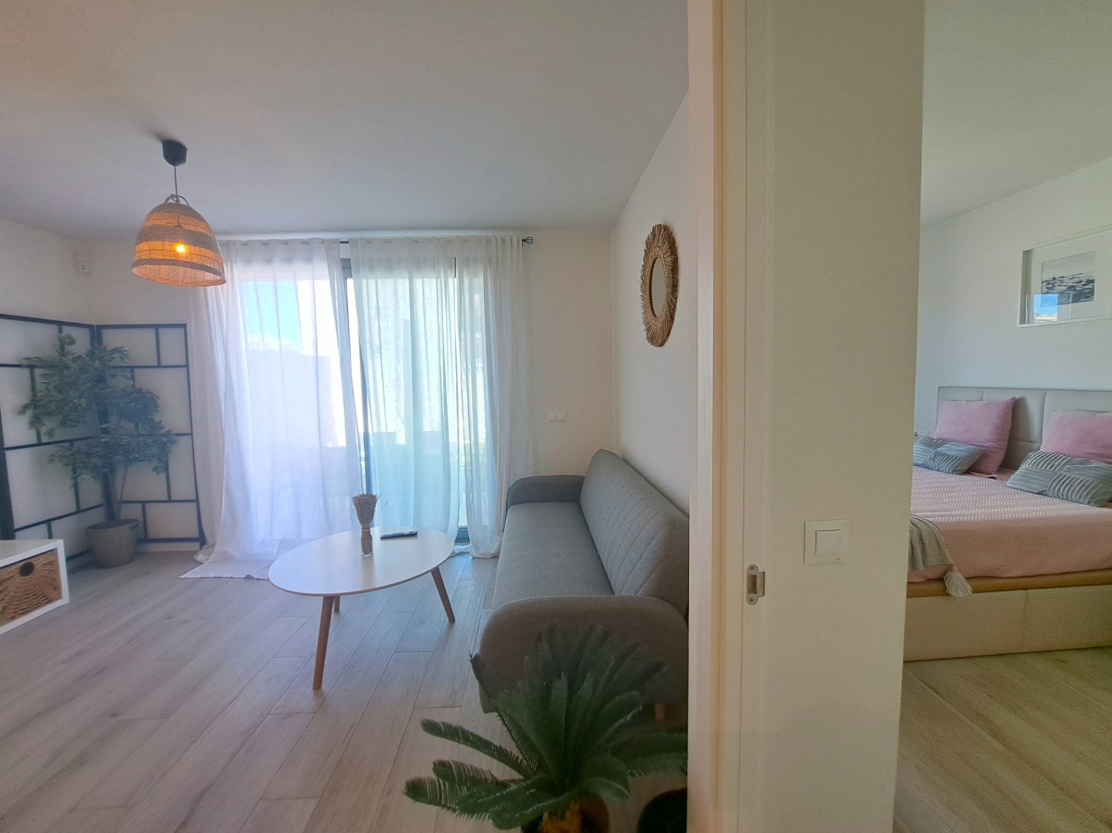 Apartamento en planta baja con gran terraza junto al Club Náutico de Dénia