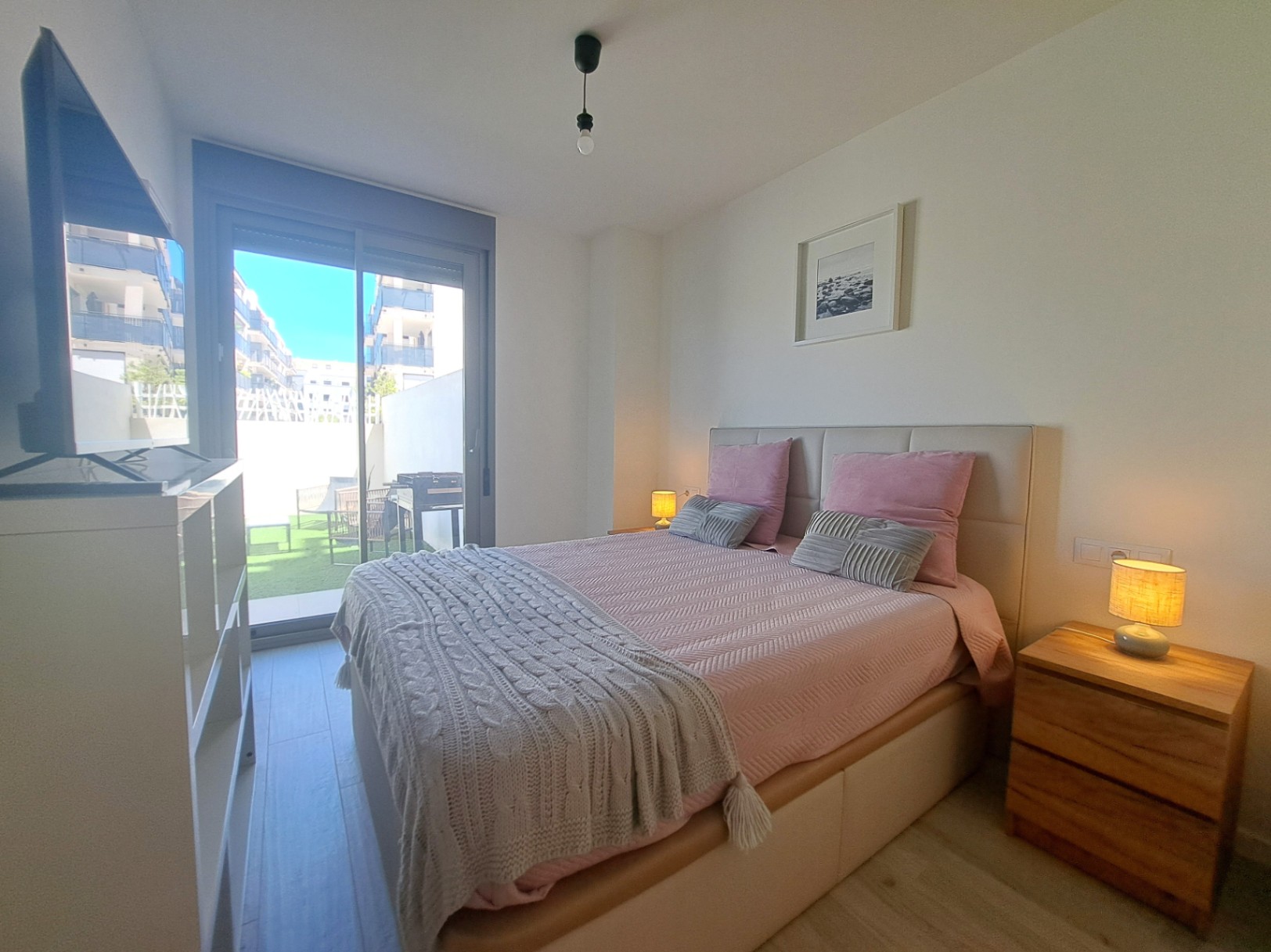Apartamento en planta baja con gran terraza junto al Club Náutico de Dénia