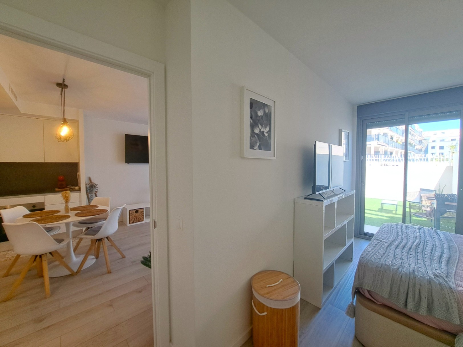 Apartamento en planta baja con gran terraza junto al Club Náutico de Dénia