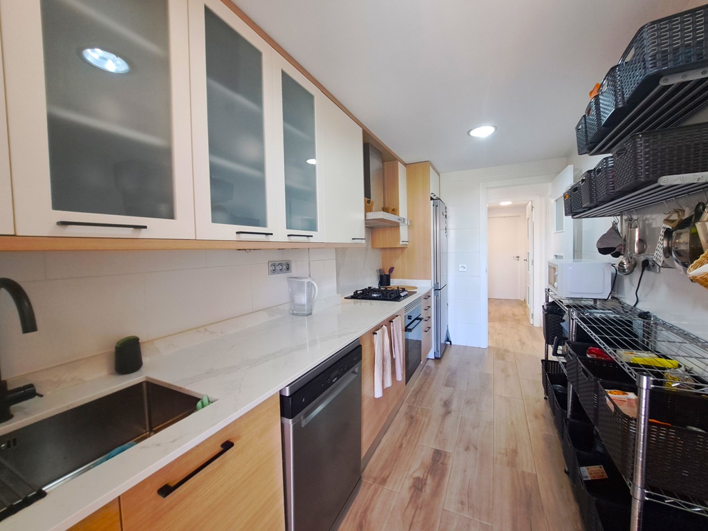 Apartment with pool and views of Montgó for sale in Dénia