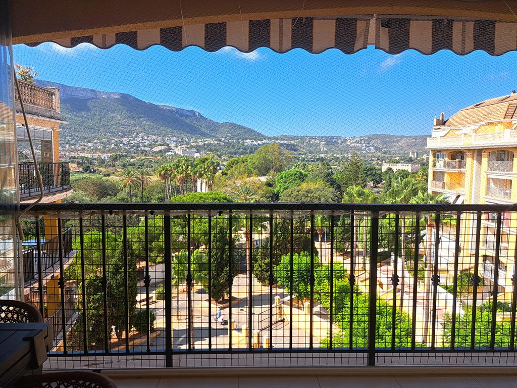 Apartment with pool and views of Montgó for sale in Dénia