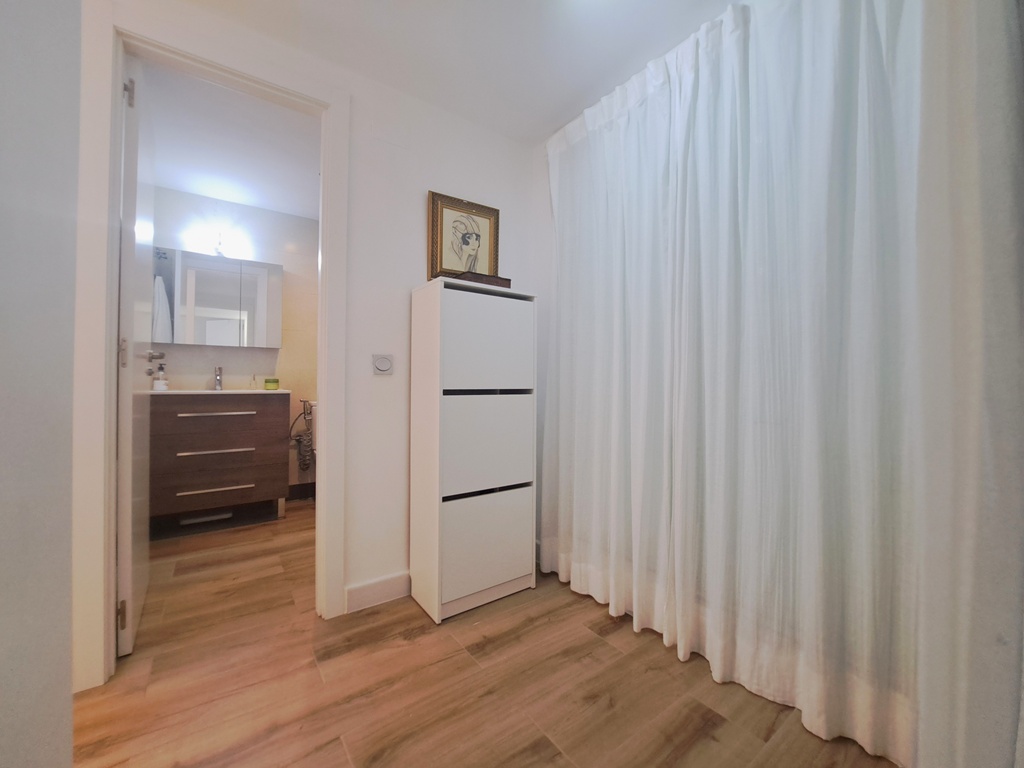 Apartment with pool and views of Montgó for sale in Dénia