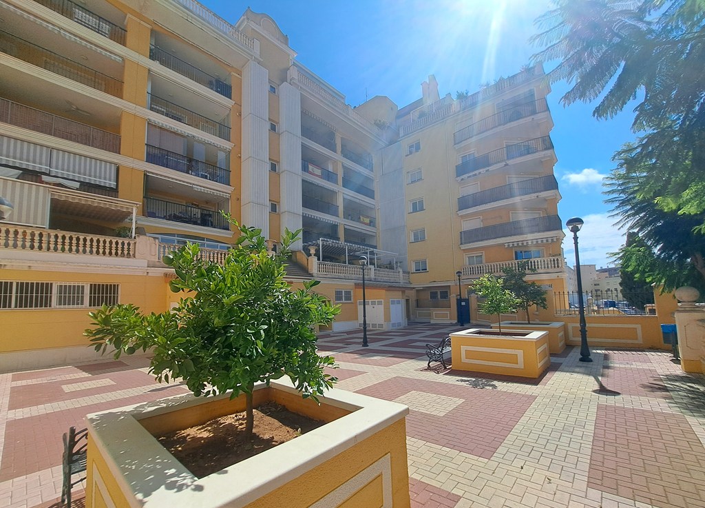 Apartment with pool and views of Montgó for sale in Dénia