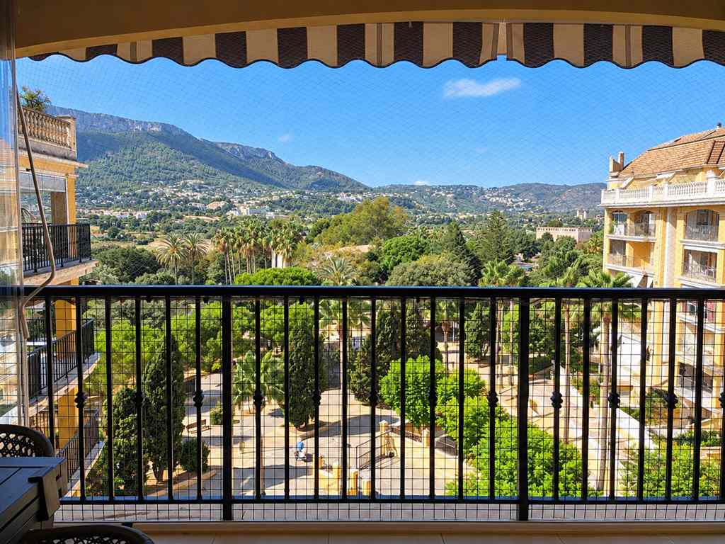 Wohnung mit Pool und Blick auf den Montgó zu verkaufen in Dénia.